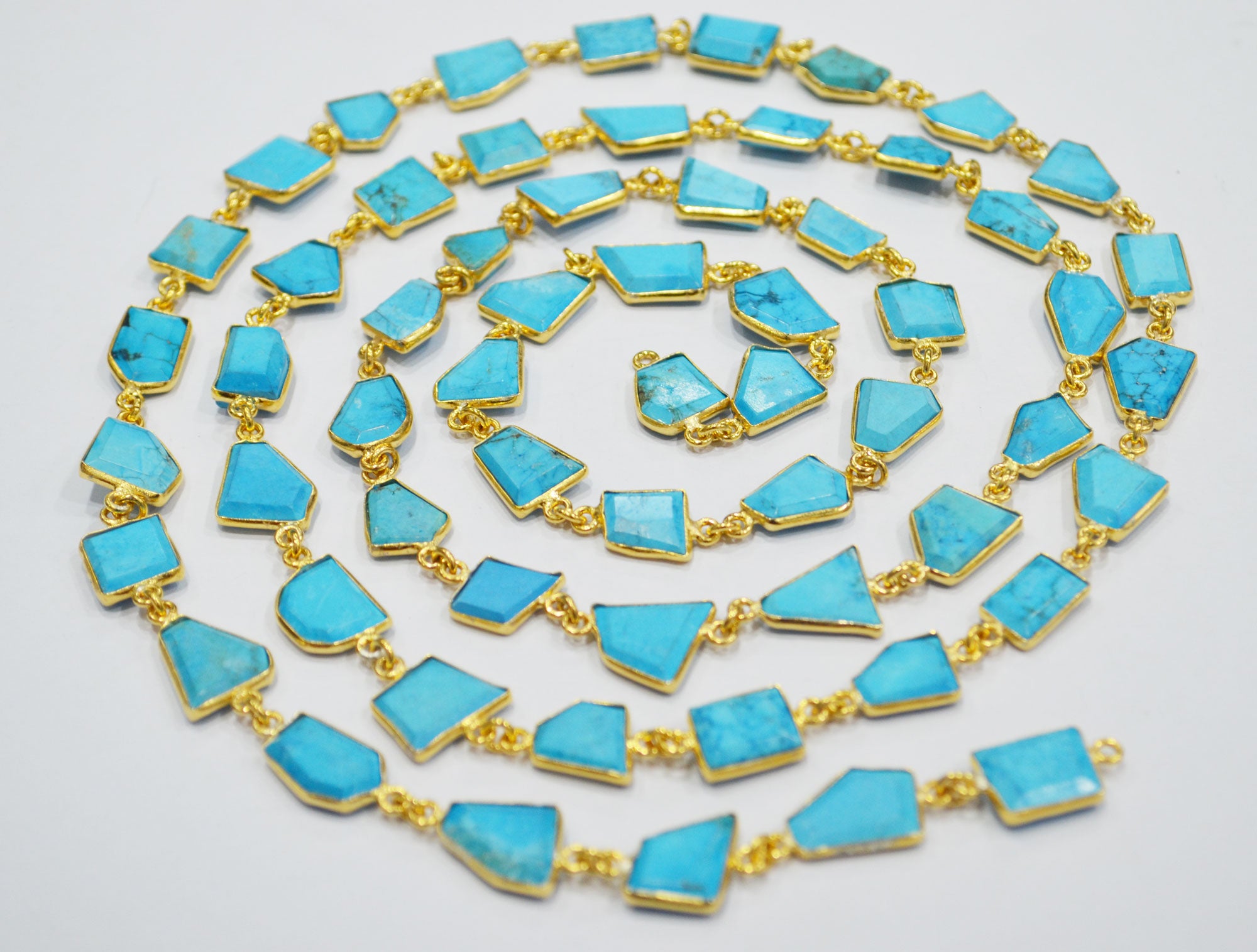 Howlite Turquoise Crown Cut Fancy Shape Connector Chain , 9 - 13 mm , RB-6495