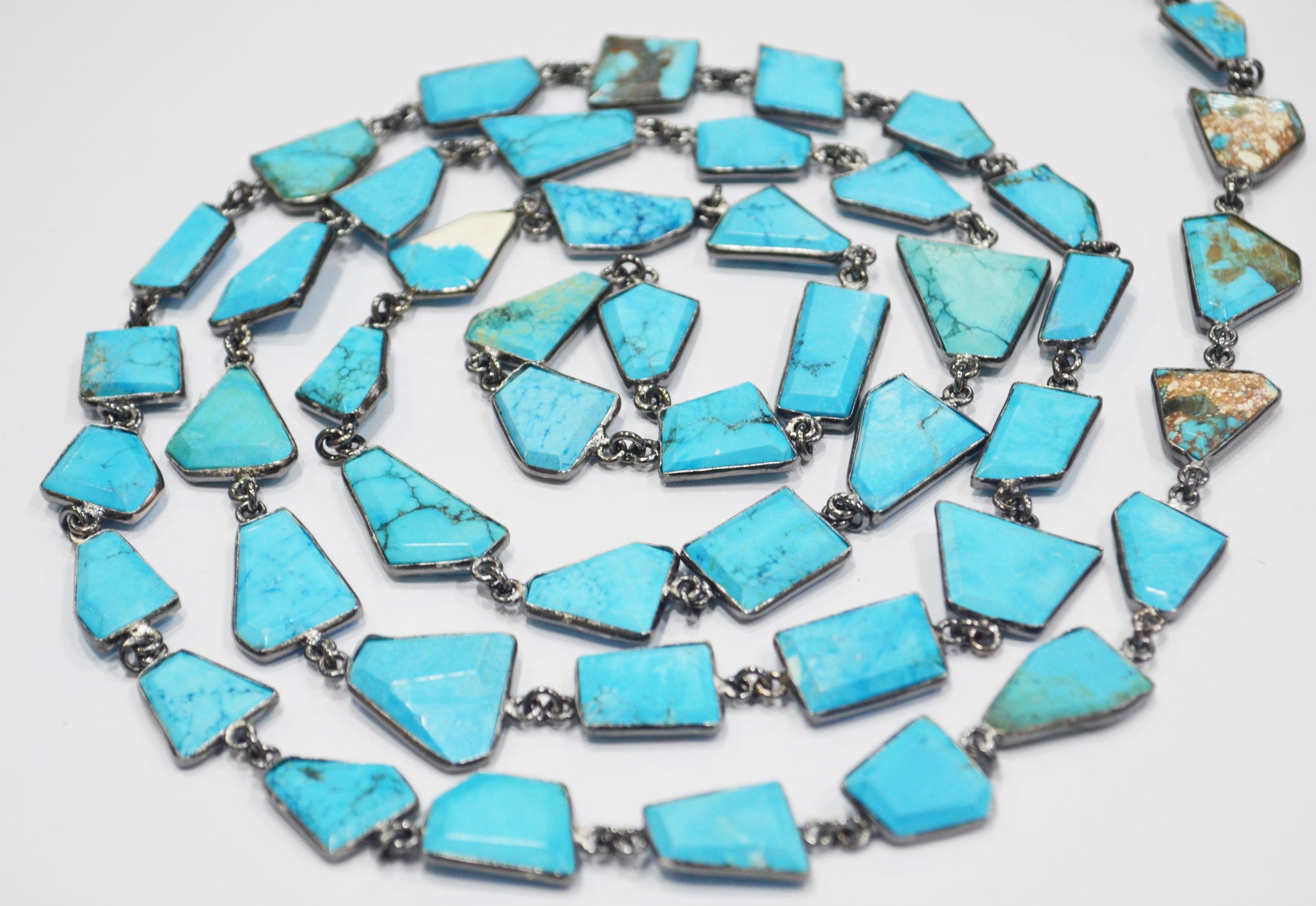 Howlite Turquoise Crown Cut Fancy Shape Connector Chain , 13 - 21 mm , RB-6496
