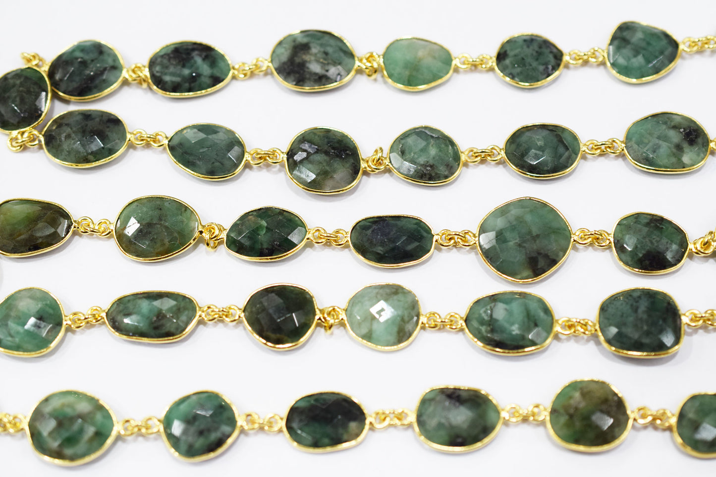 Natural Sakota Emerald Faceted Slice Shape Connector Chain , 13x16 - 15x18 mm , RB-6521