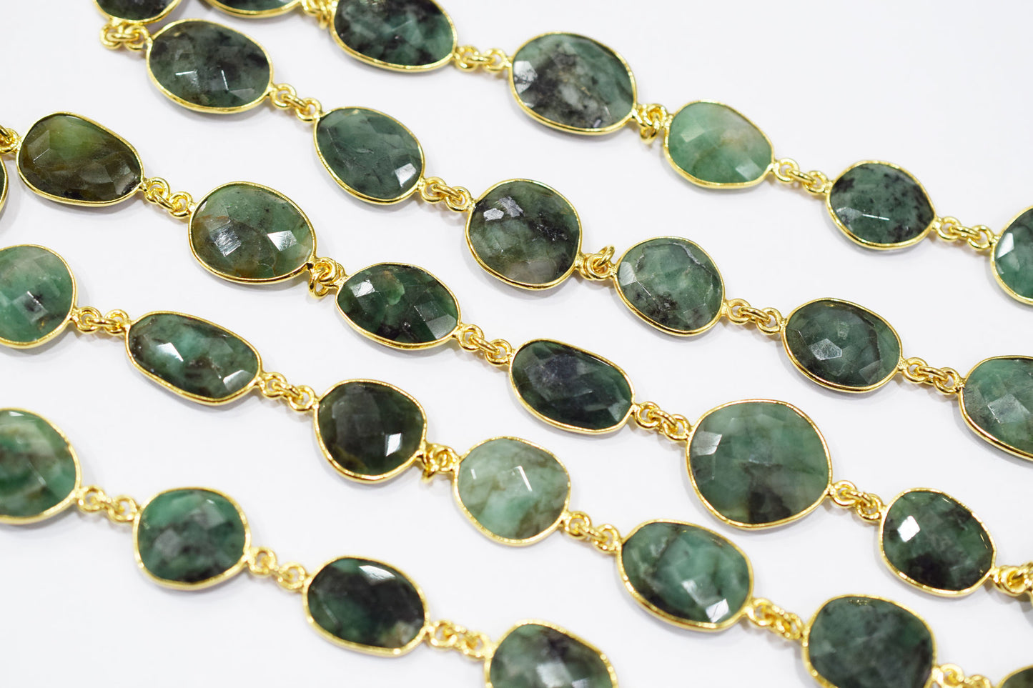 Natural Sakota Emerald Faceted Slice Shape Connector Chain , 13x16 - 15x18 mm , RB-6521