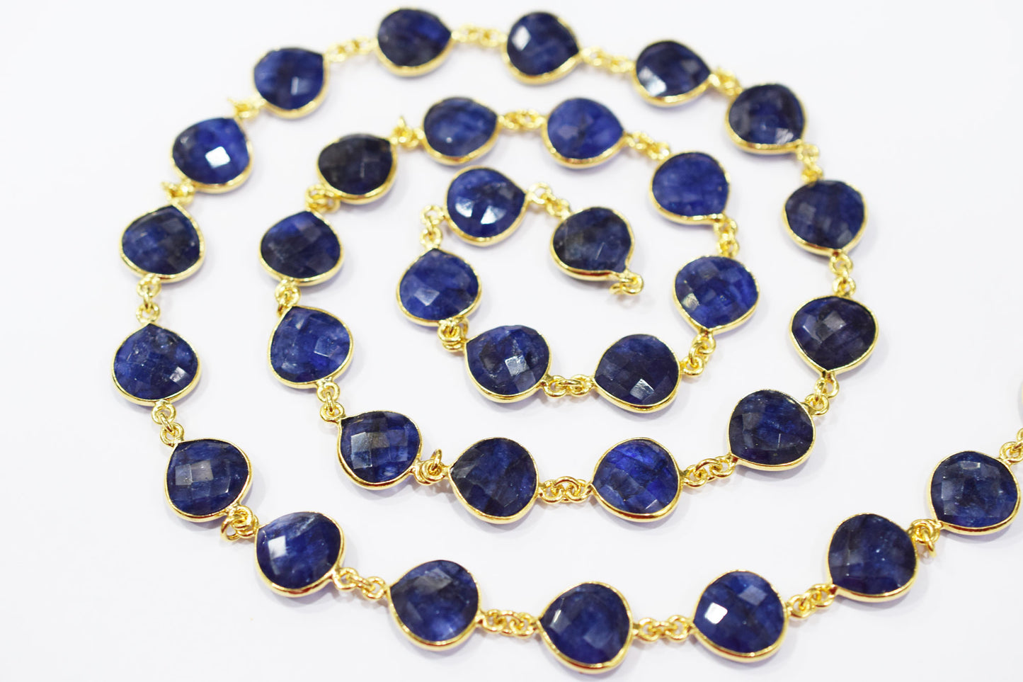 Dyed Sapphire Beryl Faceted Heart Shape Connector Chain , 13 mm , RB-6548