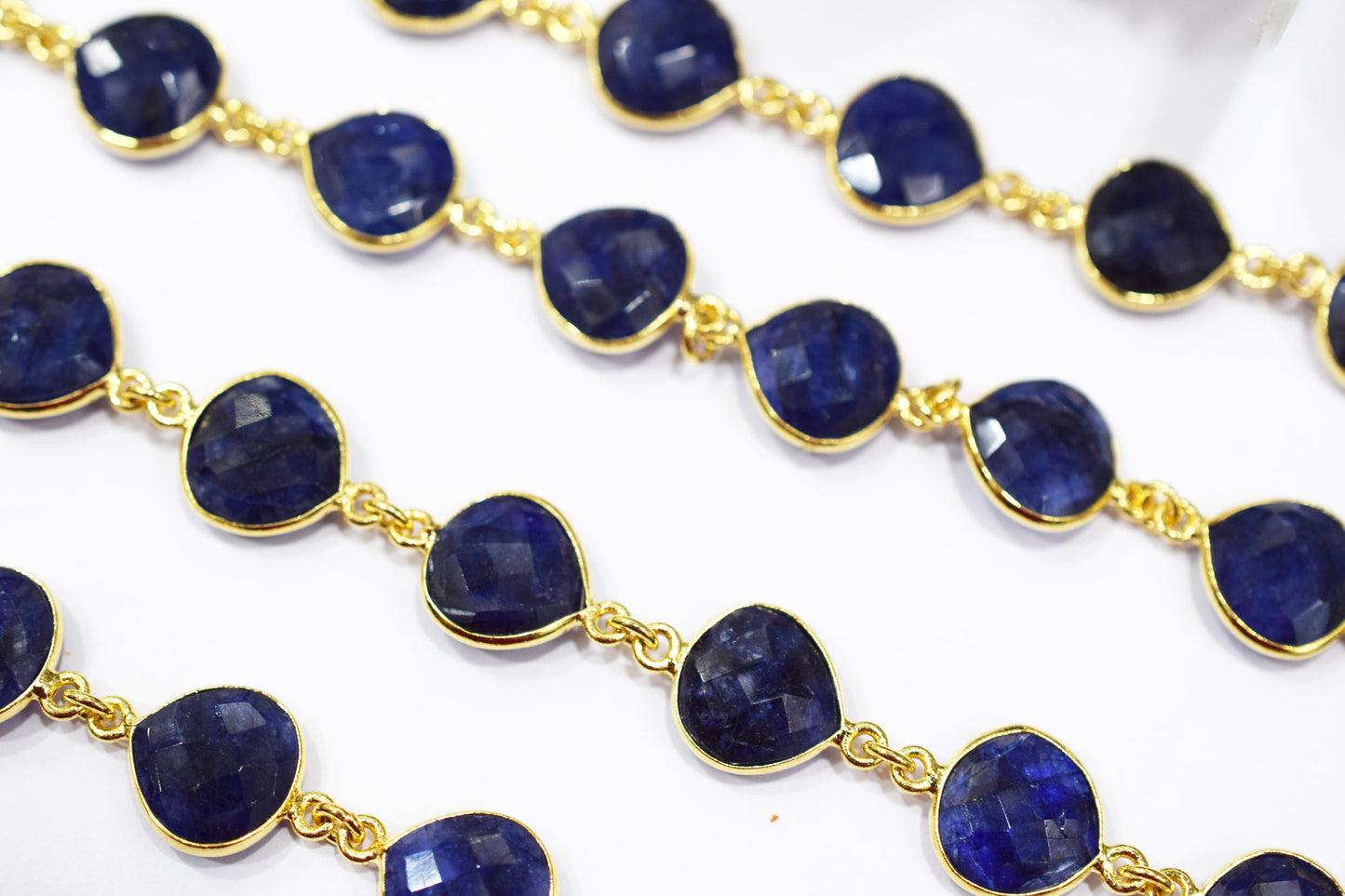 Dyed Sapphire Beryl Faceted Heart Shape Connector Chain , 13 mm , RB-6548