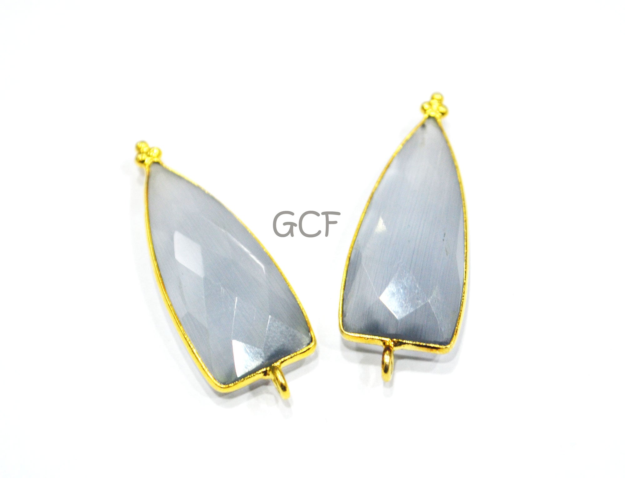 Gray Color Hydro Glass Faceted Single Bail Connector , Gray Color Hydro Glass Arrowhead Shape Connector , Sold By Piece , 13x29 mm , RB-6966