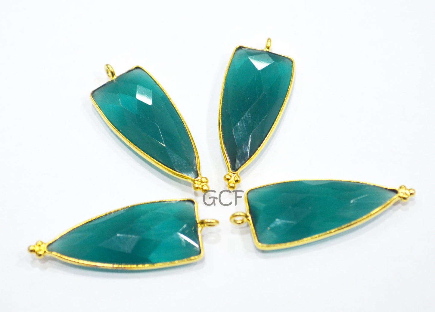 Green Onyx Hydro Glass Faceted Single Bail Connector ,Green Onyx Color Hydro Glass Arrowhead Shape Connector,Sold By Piece ,13x29 mm,RB-6974