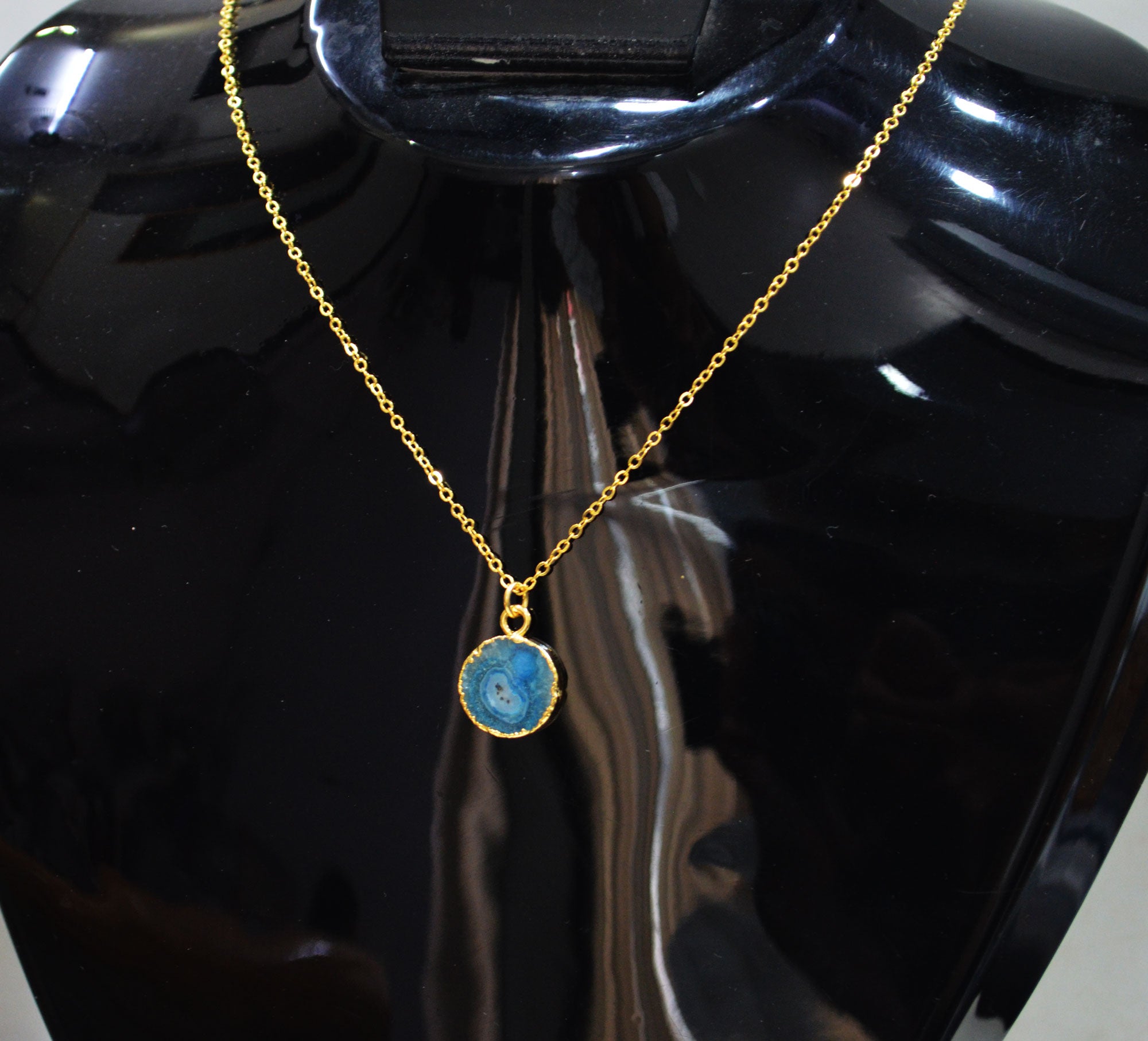 Sky Blue Solar Quartz Smooth Coin Shape Pendant With Adjustable Chain And Lobster Lock Necklace , 14 mm , RB-7321